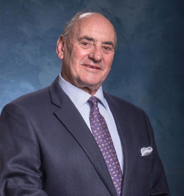 Dr. Kurt Freund