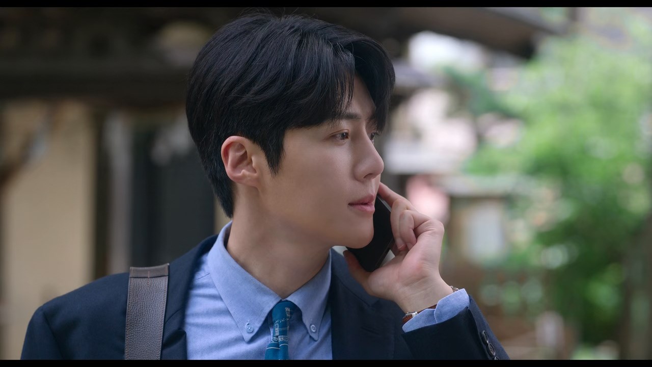 Can This Love Be Translated? Screenshot