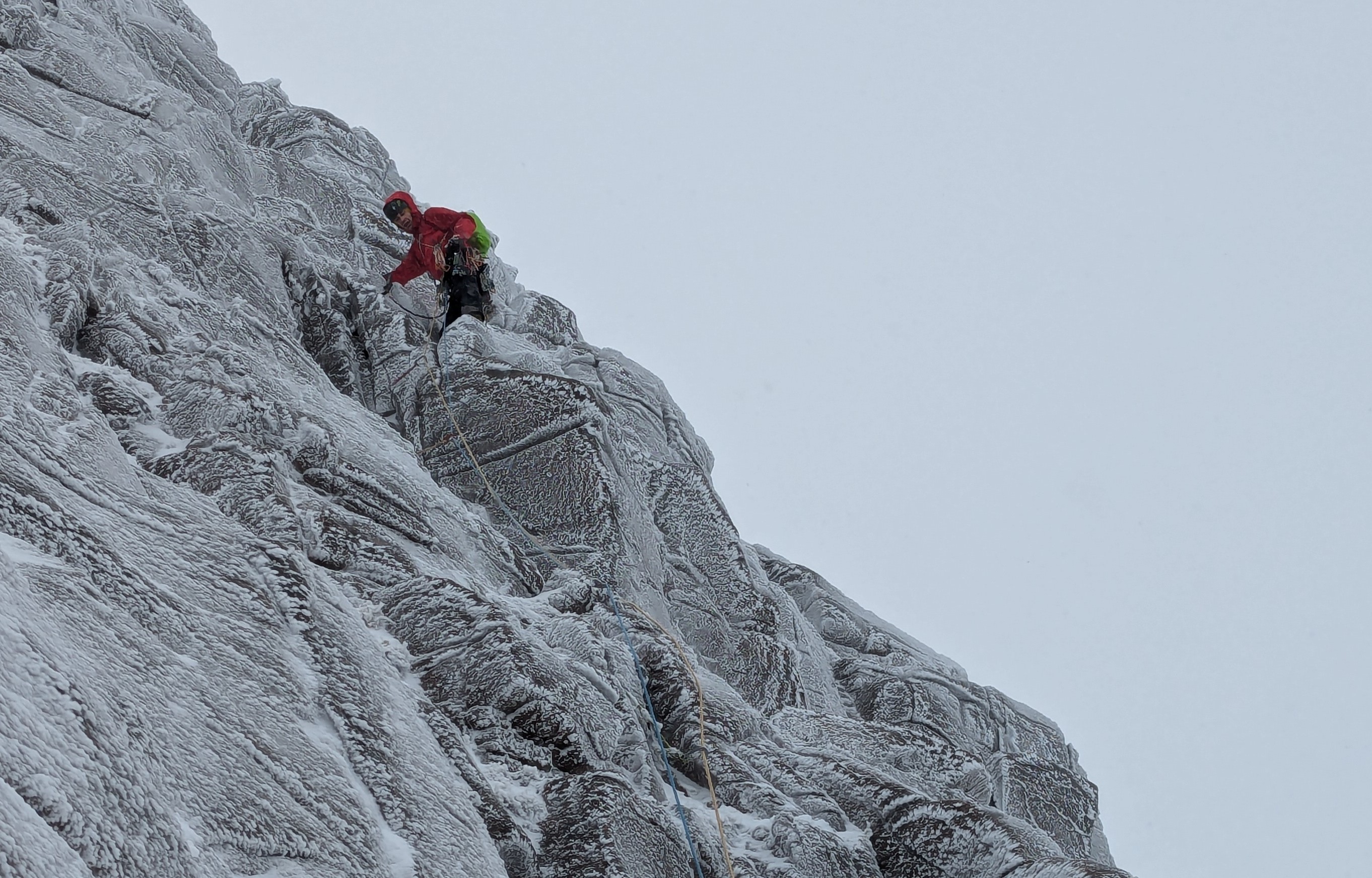 PXL-20241223-112515274-2