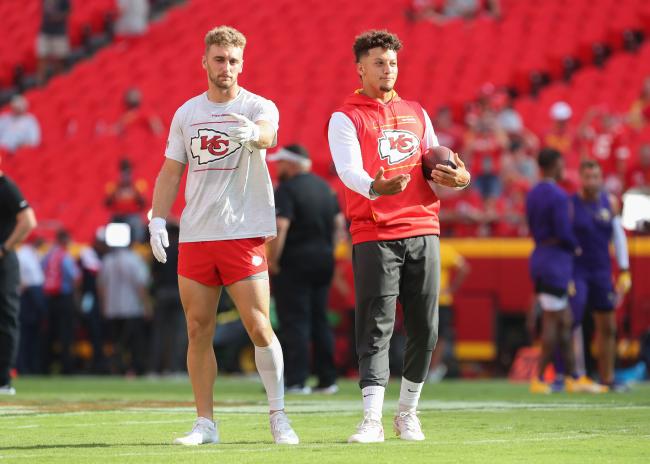 Dieter sigue siendo amigo cercano de Kelce y Patrick Mahomes, como aparece en la foto en agosto de 2021.Icon Sportswire a través de Getty Images
