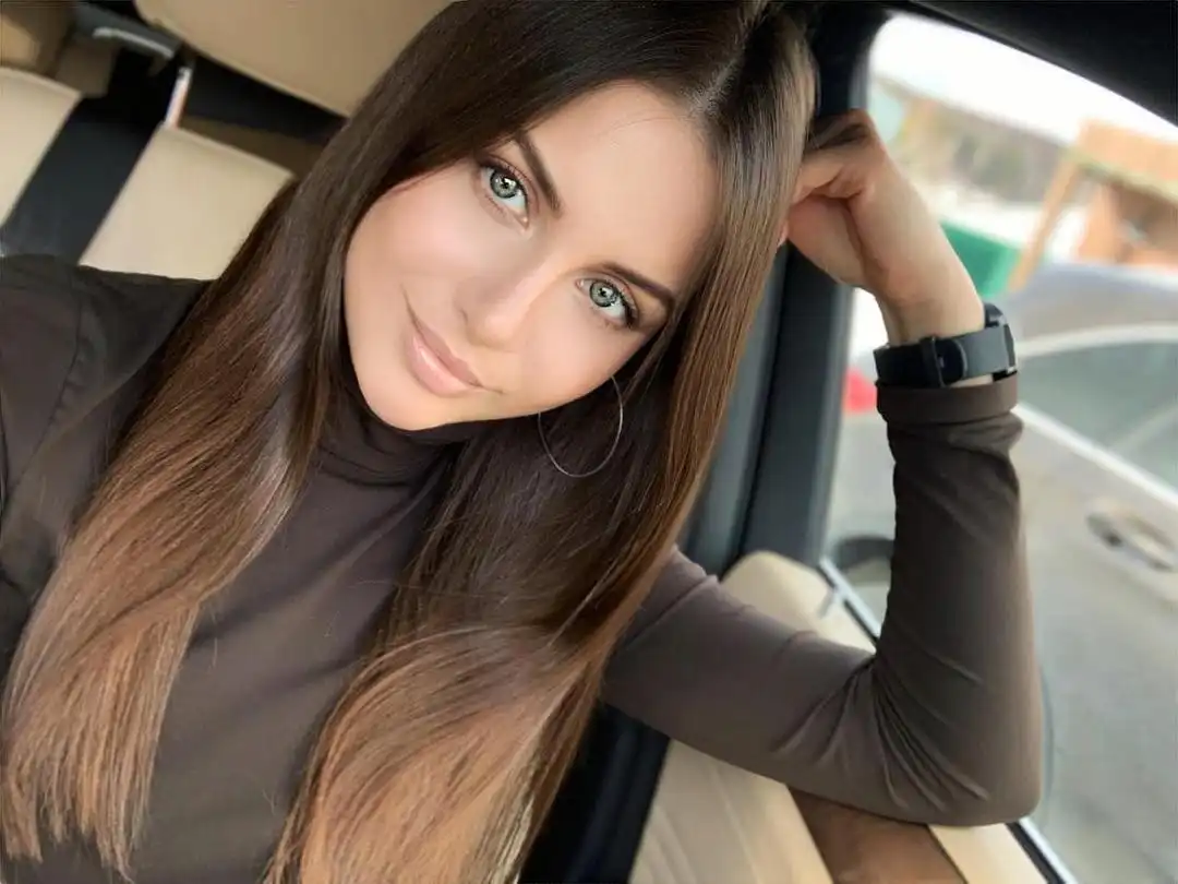 Alena Gogoleva Wallpapers Insta Fit Bio (2)