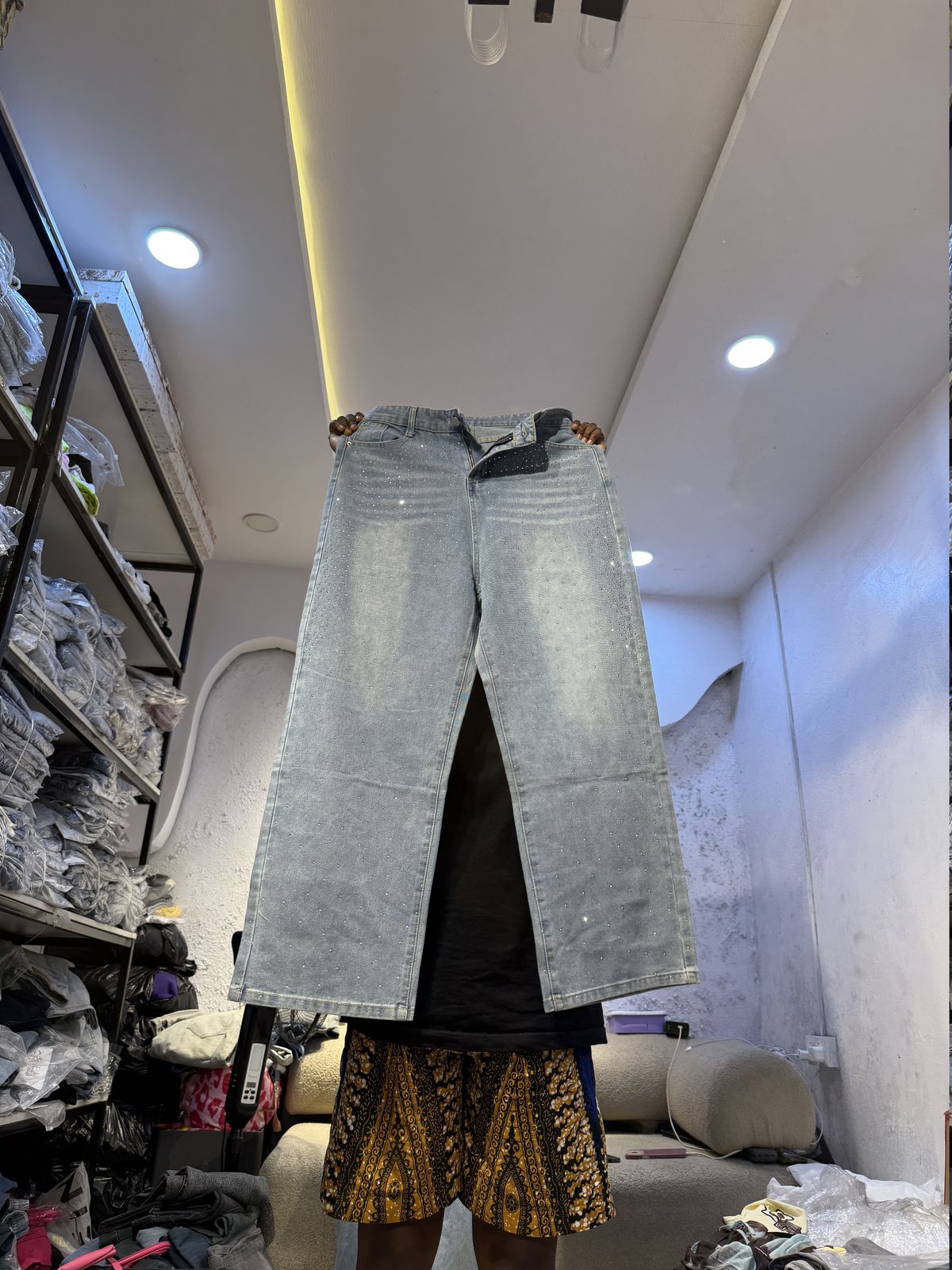 Waist 32