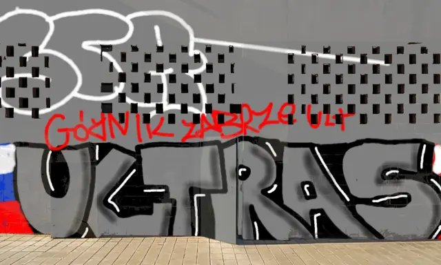 Graffiti artwork by TorcidaVandals