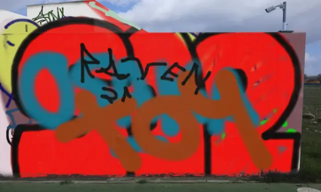 Graffiti artwork by Raven21