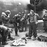 B 24 crew