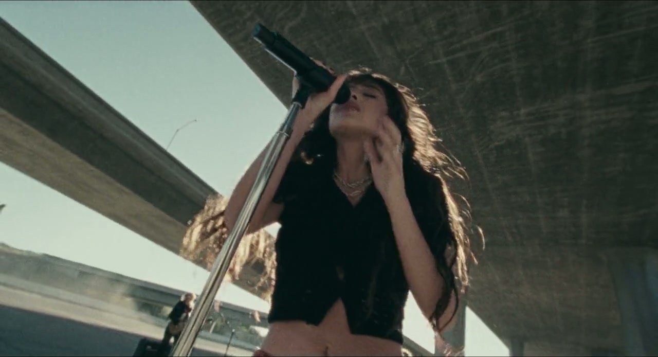 Olivia Rodrigo: Driving Home 2 U Screenshot