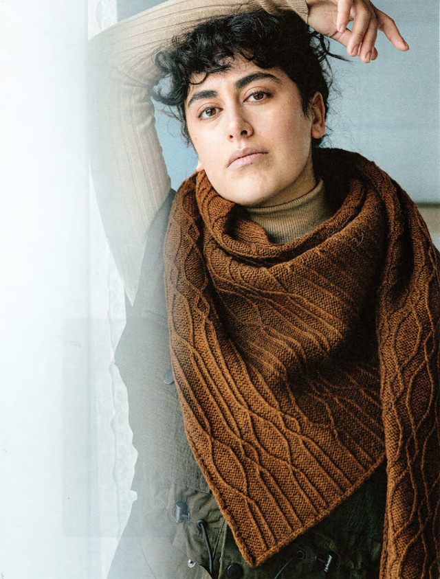 Laine-52-Weeks-of-Shawls-2022-62