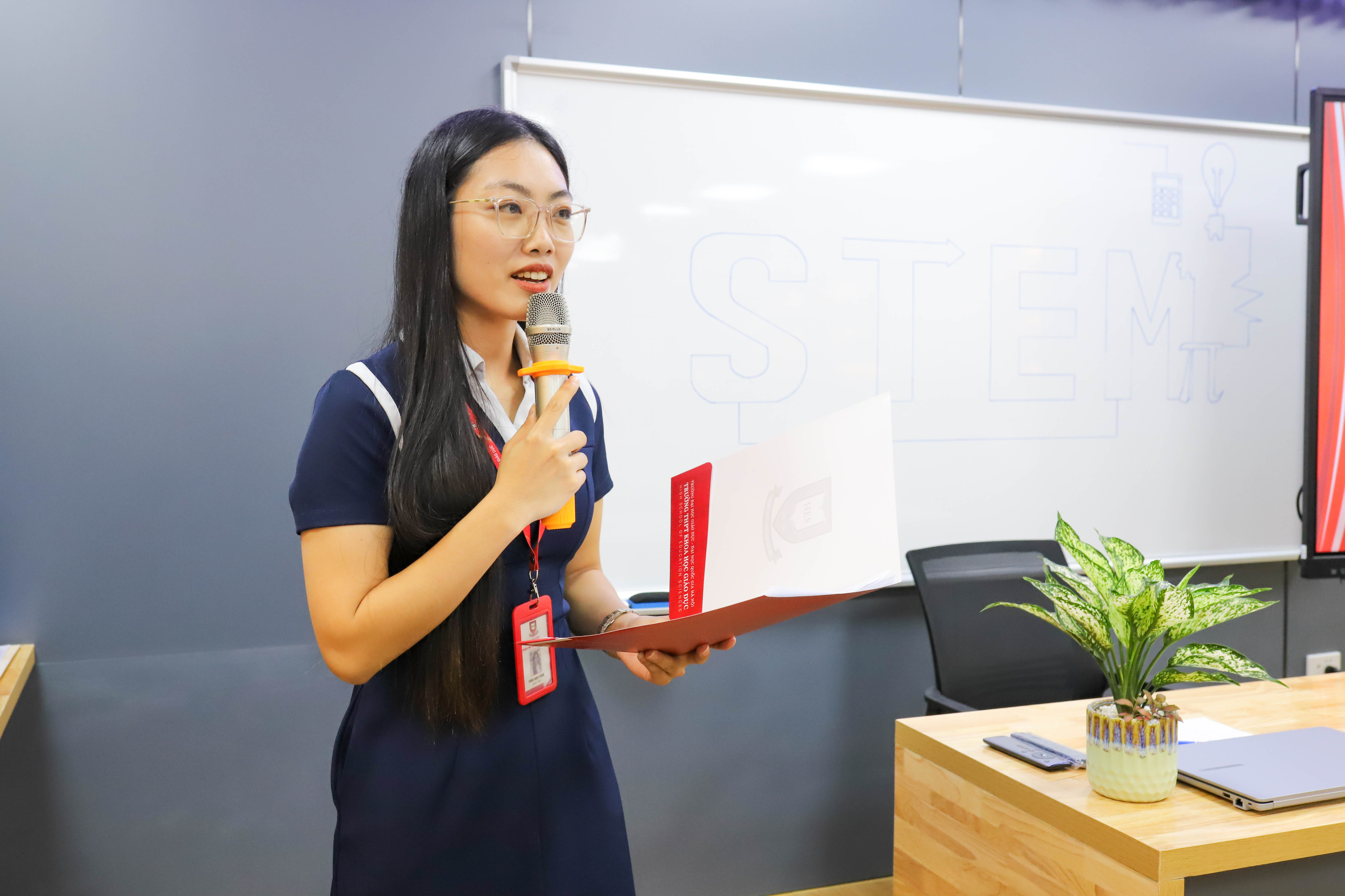 Hội nghị giao ban HES 8