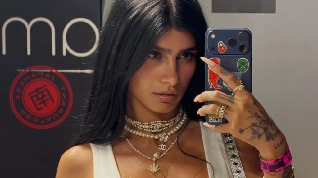 Mia Khalifa's Risqué Top Sparks Online Buzz