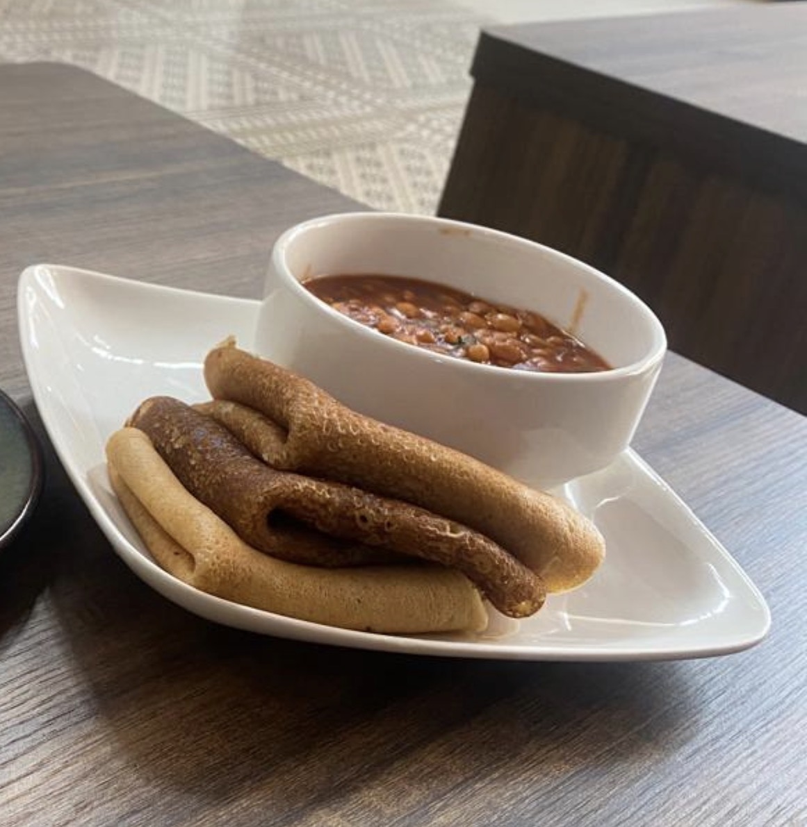 Pancake with beans