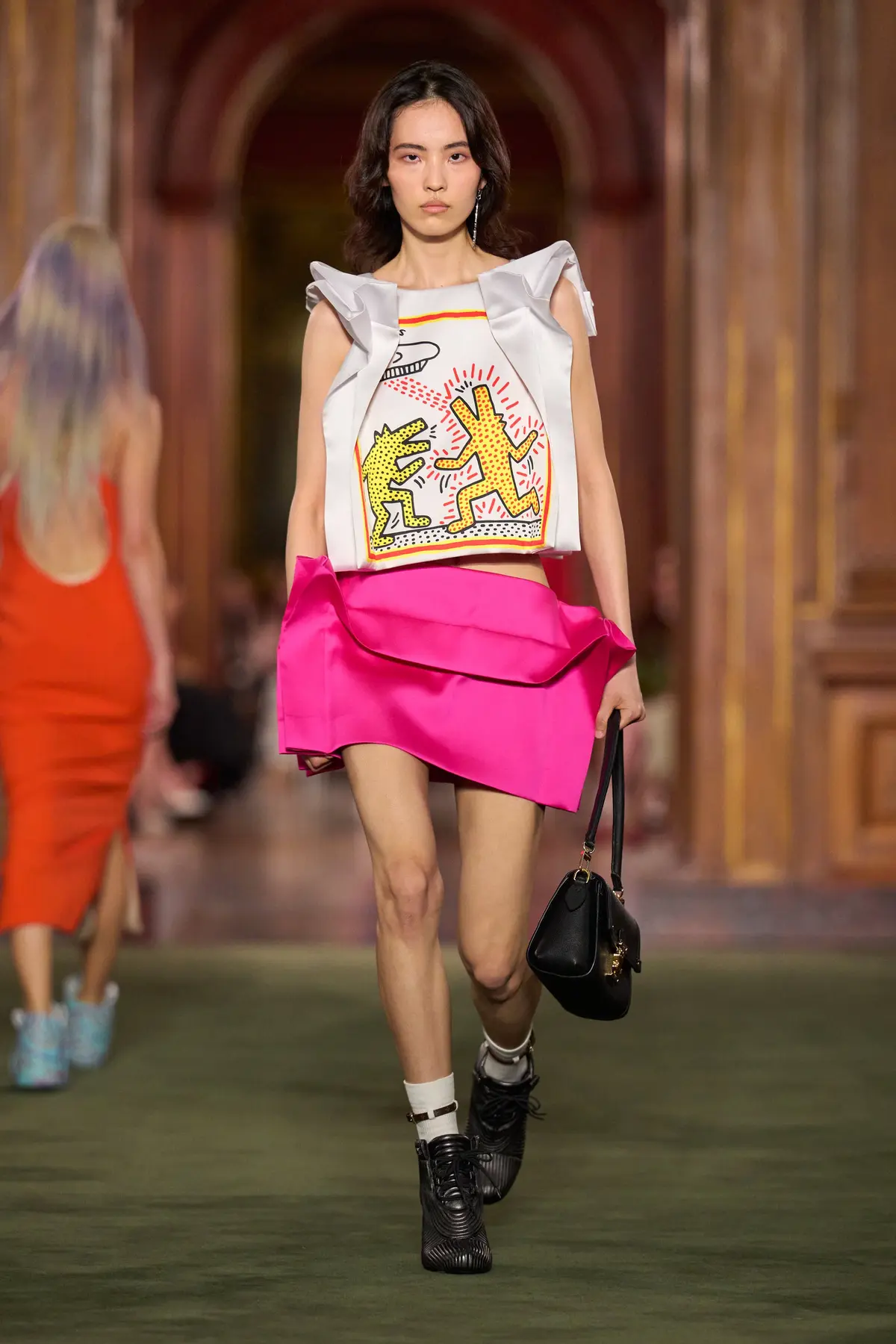 Moda de lux devine artă frumoasă