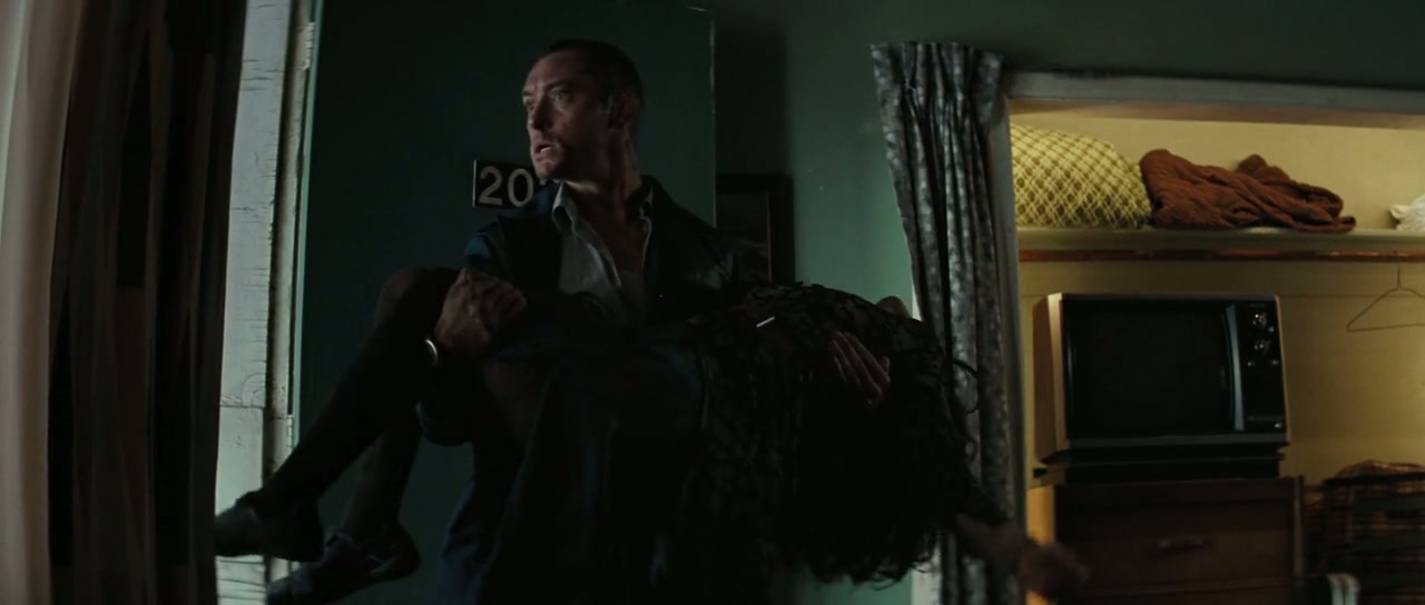 Repo Men Screenshot