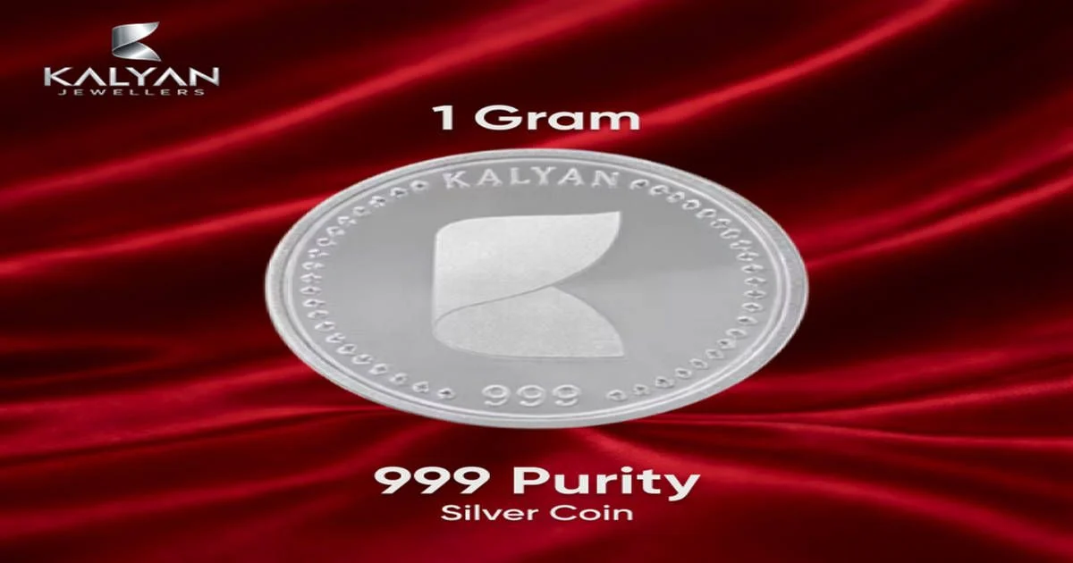 Kalyan Jewellers Flower 999 Purity Silver Coin (1g) -