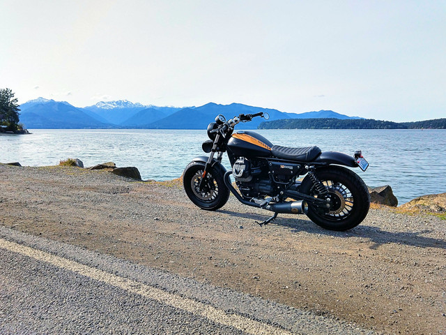 Guzzi-Water2