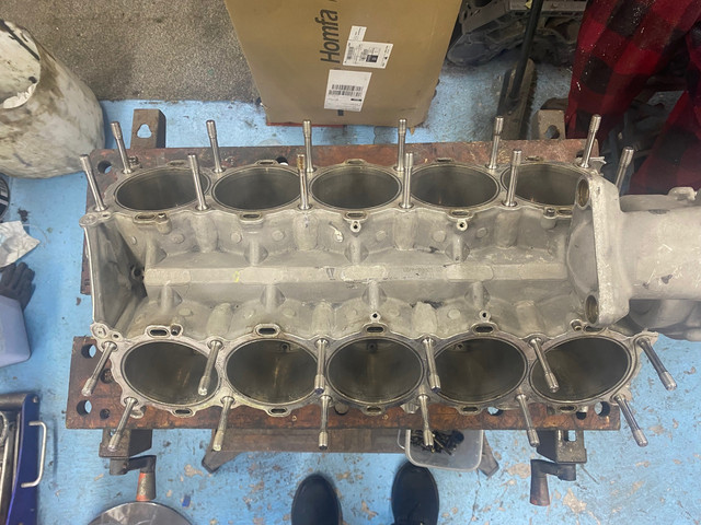 ferrari-block1