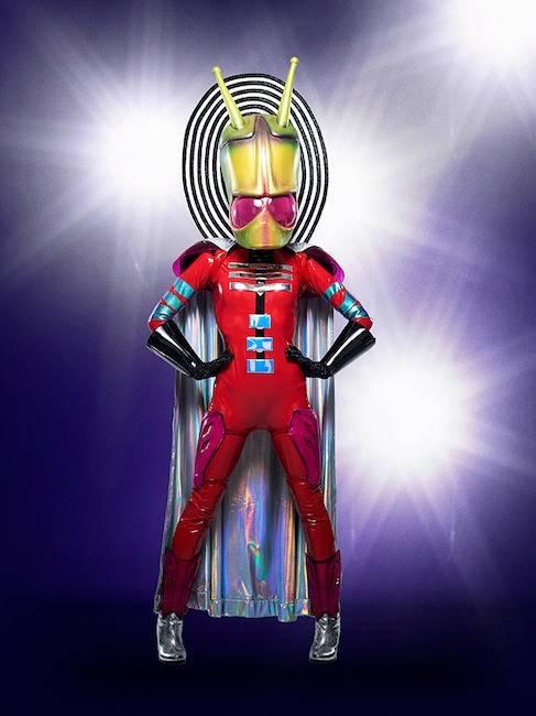 MV5-BNWUz-Nj-Y1-Nzkt-OGE5-NC00-Mj-Qx-LWI