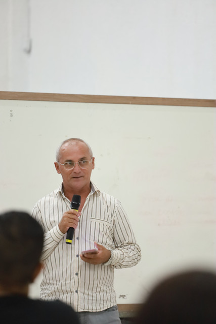 IMG-1989