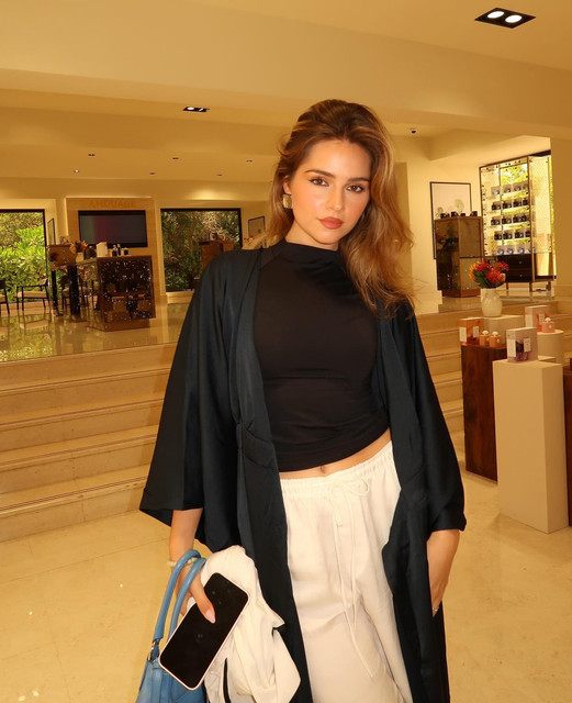 Jessy-Hartel-2.jpg