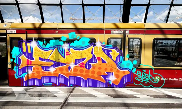 Graffiti artwork by eyza