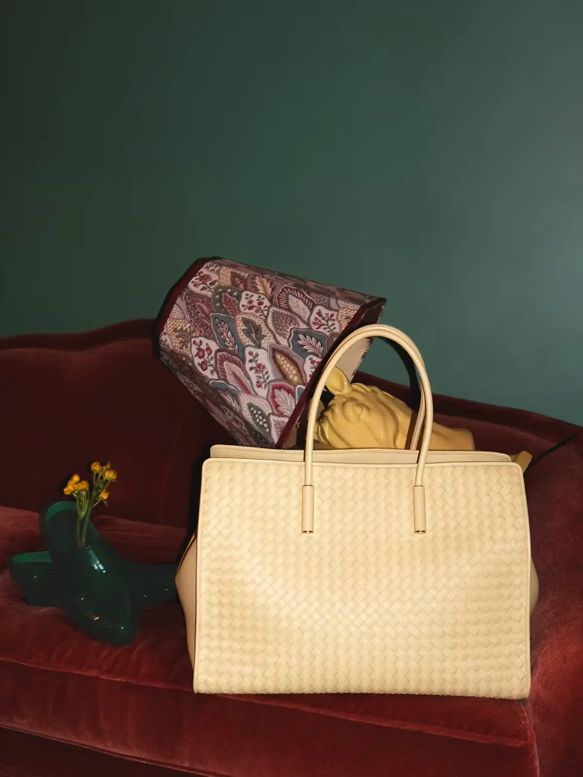 Cumpărătorii de lux vor veni în Bottega Veneta