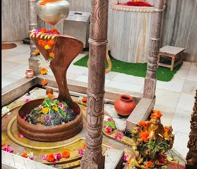 walkeshawar temple.jpg