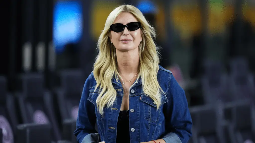 Ivanka Trump Sizzles in Tiny Minidress
