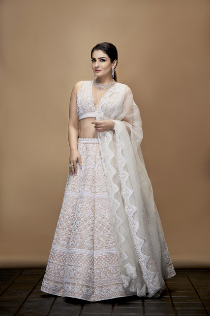 Raveena-Tandon-4