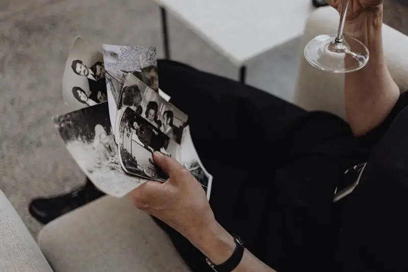 How to Help Your Parents Share Their Life Stories Before It's Too Late
