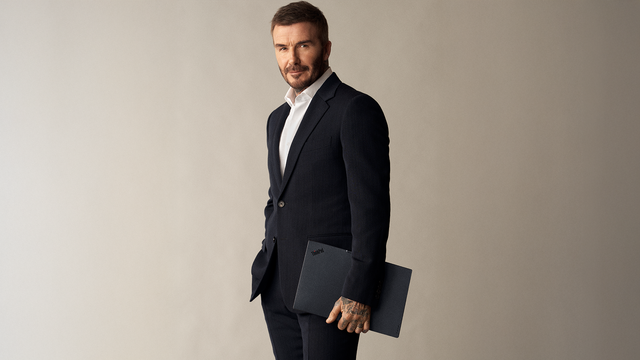 David Beckham ngang.png