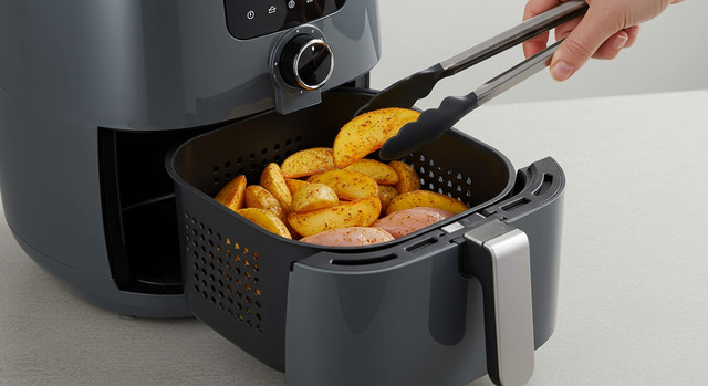 Can You Put Aluminum Foil or Parchment Paper in an Air Fryer?