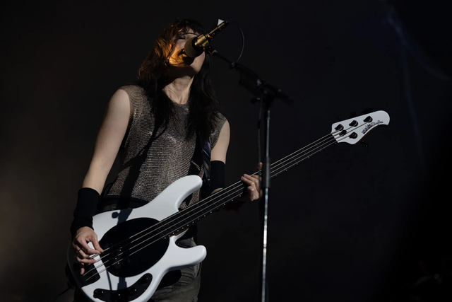 evanescence-14.png