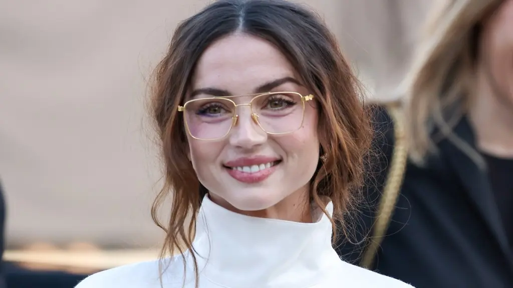 Ana de Armas' Bra Top Causes Instagram Sensation