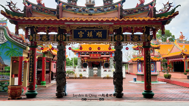 六湾神庙村4.png