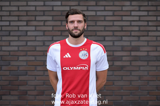 2627aja1 008 RVV.jpg