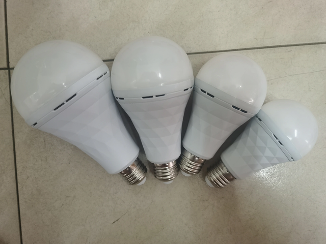Rechargeable Emergency Lamp