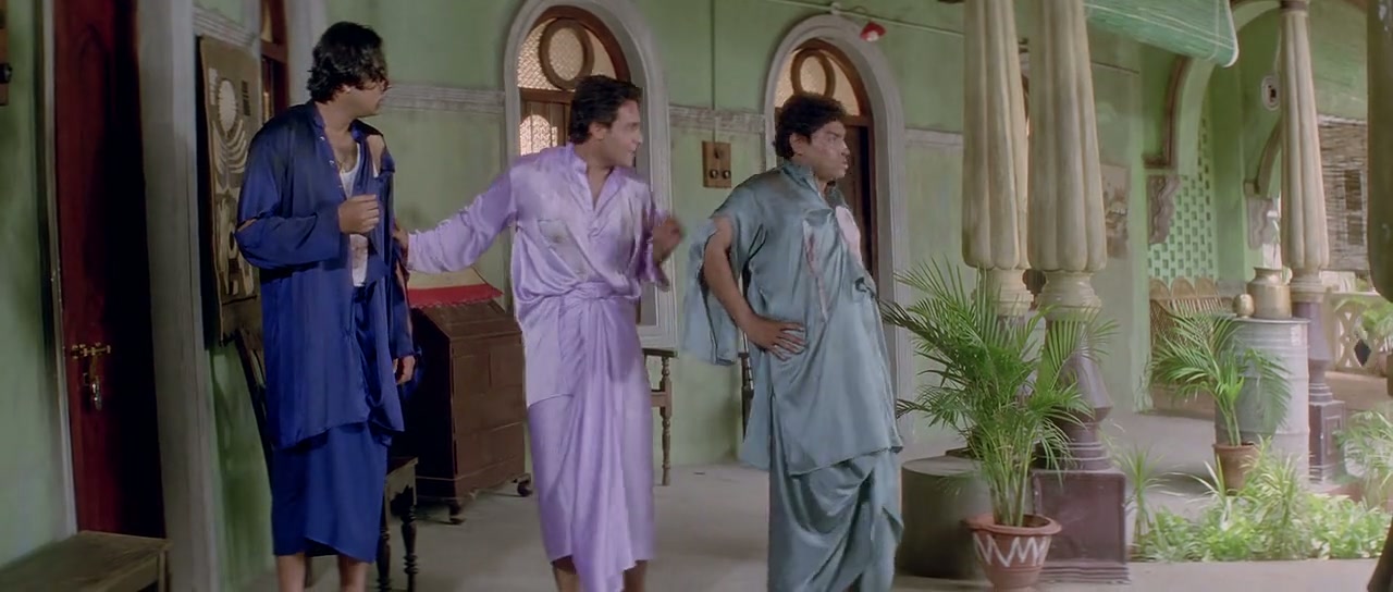 Aamdani Atthanni Kharcha Rupaiya Screenshot