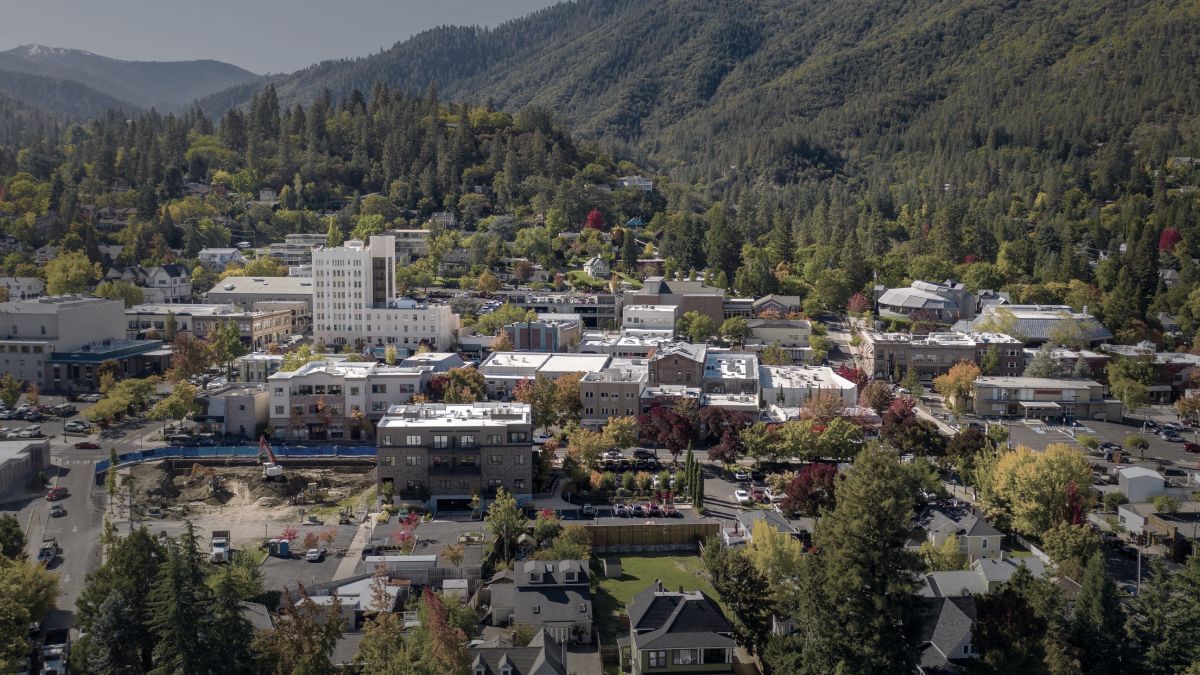 Accumula Town
