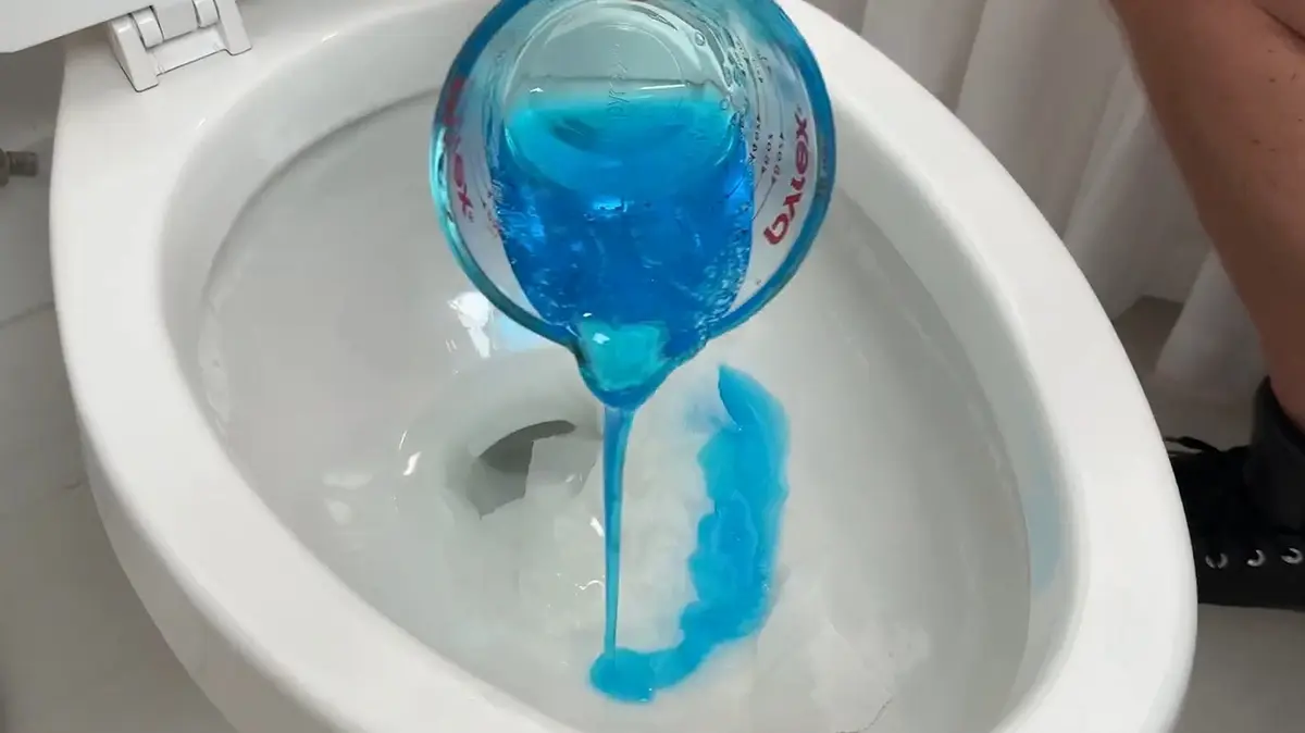 Pericolele folosirii săpunului în toaletă