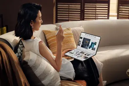 Huawei Unveils Enhanced Foldable Laptop with Improved Durability
