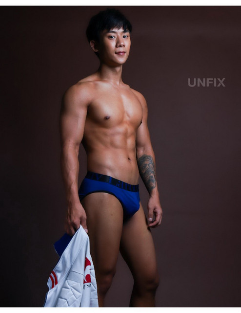 UNFIX1 044