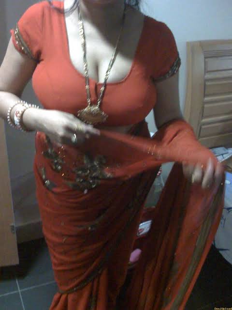 ghrr aur gav mai choot kaa mela