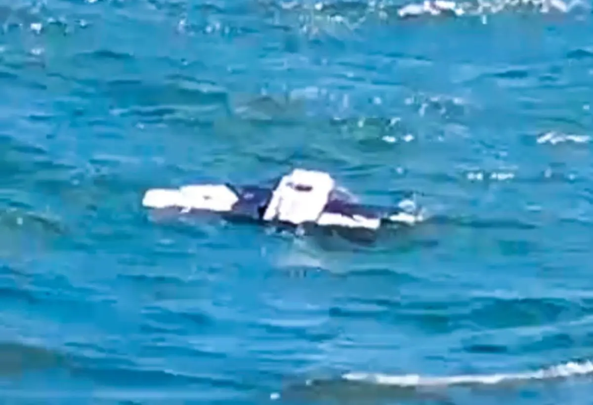 Alertă în Marea Neagră: posibil fragment de dronă, găsit lângă Portul Midia. UPDATE: Ro Alert în Tulcea şi Galaţi