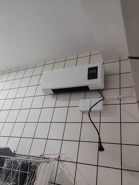 Cliente en Mazatenango usando ventilador portátil