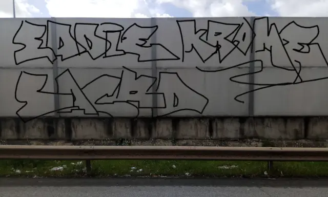 Graffiti artwork by eyza