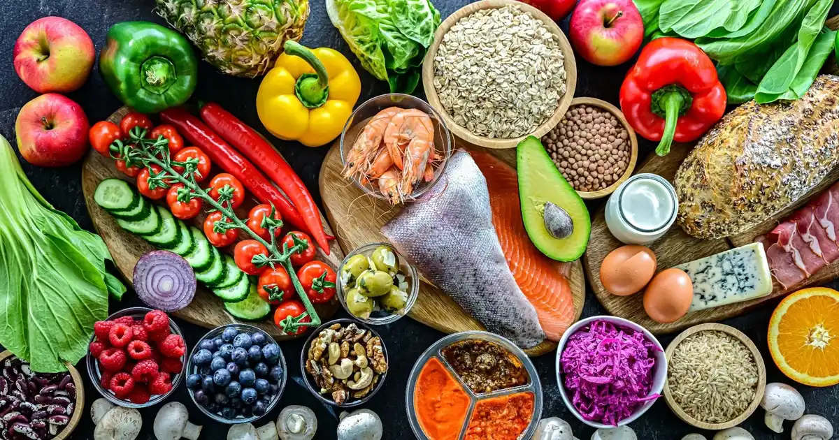 Mâncarea mediteraneană poate reduce anxietatea adolescenților