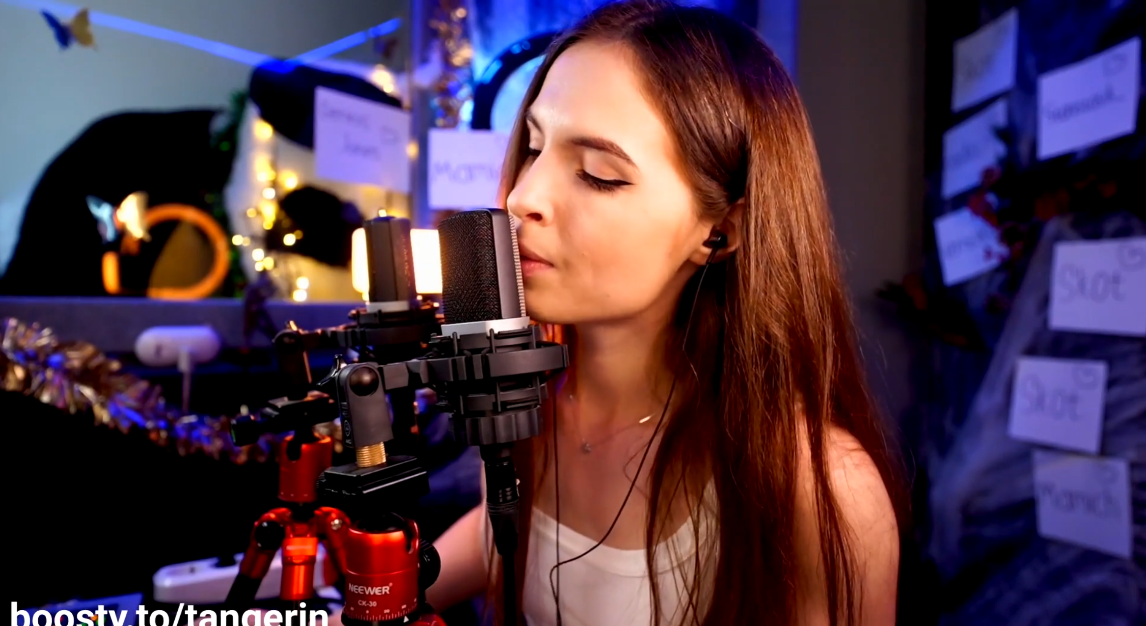 AKG Mic Licking [ Tangerin ]