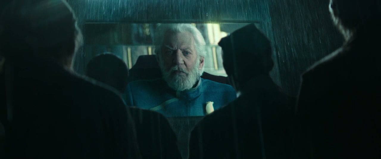 The Hunger Games: Mockingjay - Part 1 Screenshot