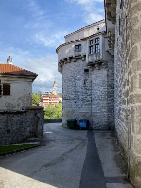 IMG-1883.jpg