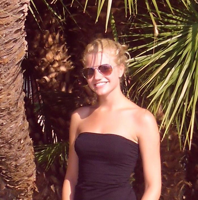 cfwives-com-412835-16973f66fd04.jpg