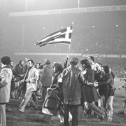 1976, Ντέρμπι Κάουντι-ΑΕΚ 2-3